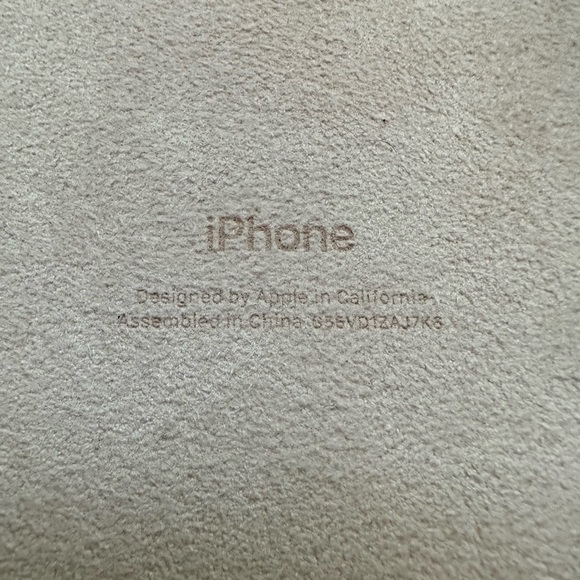 Apple Silicone Case for iPhone 8Plus / iPhone 7Plus (5.5”) Pink Sand + Addl Case - Picture 7 of 12